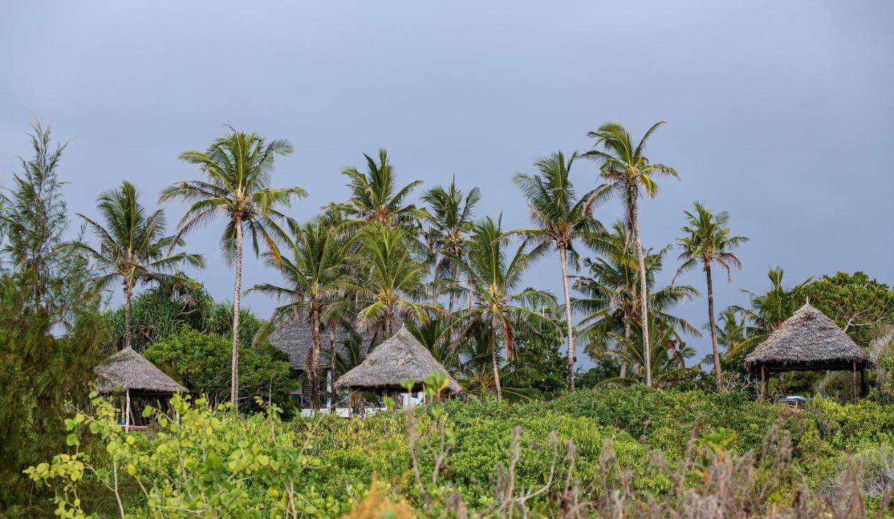 Watamu Beach Cottages B&B Ngoại thất bức ảnh