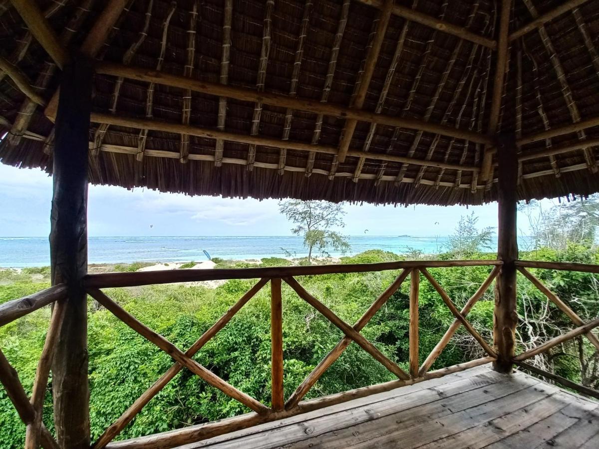 Watamu Beach Cottages B&B Ngoại thất bức ảnh