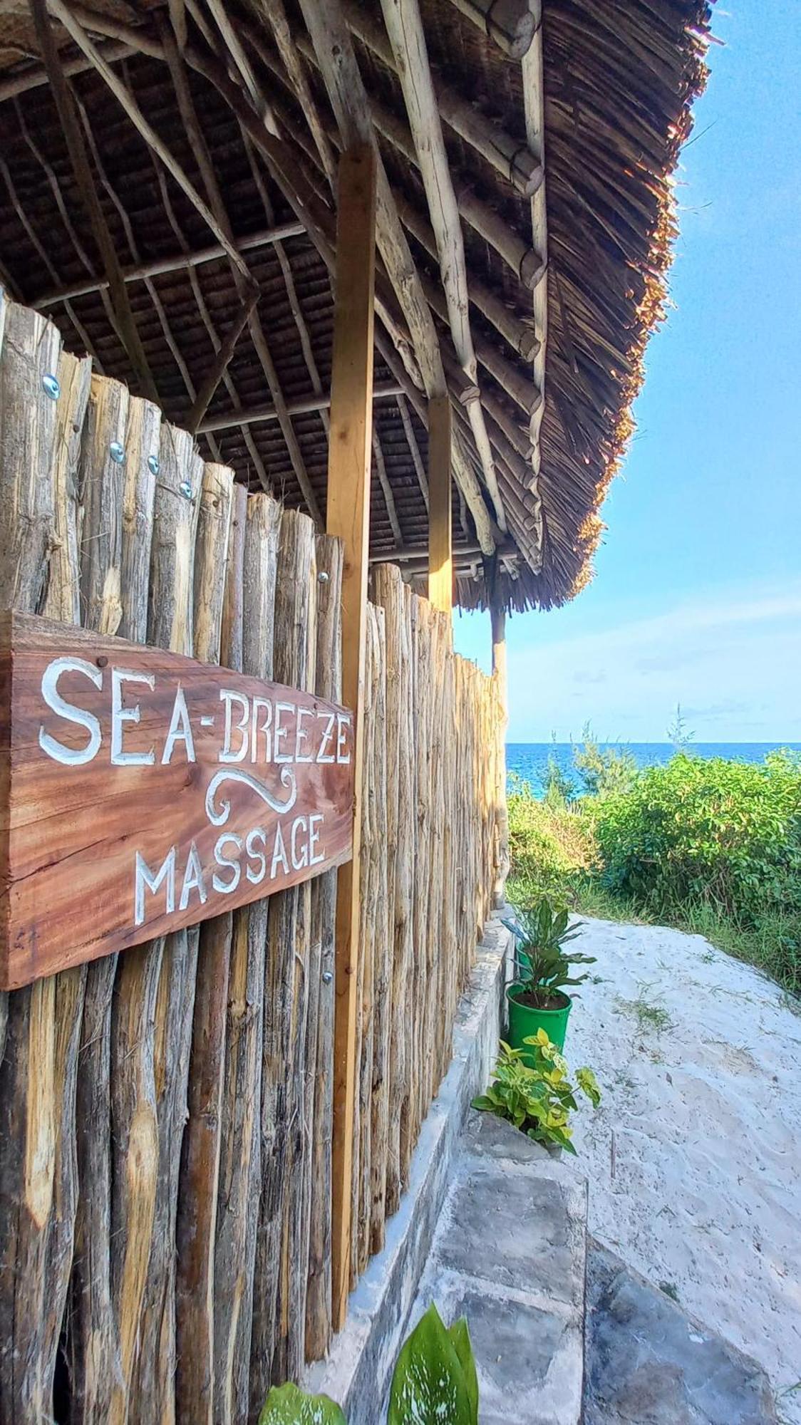Watamu Beach Cottages B&B Ngoại thất bức ảnh
