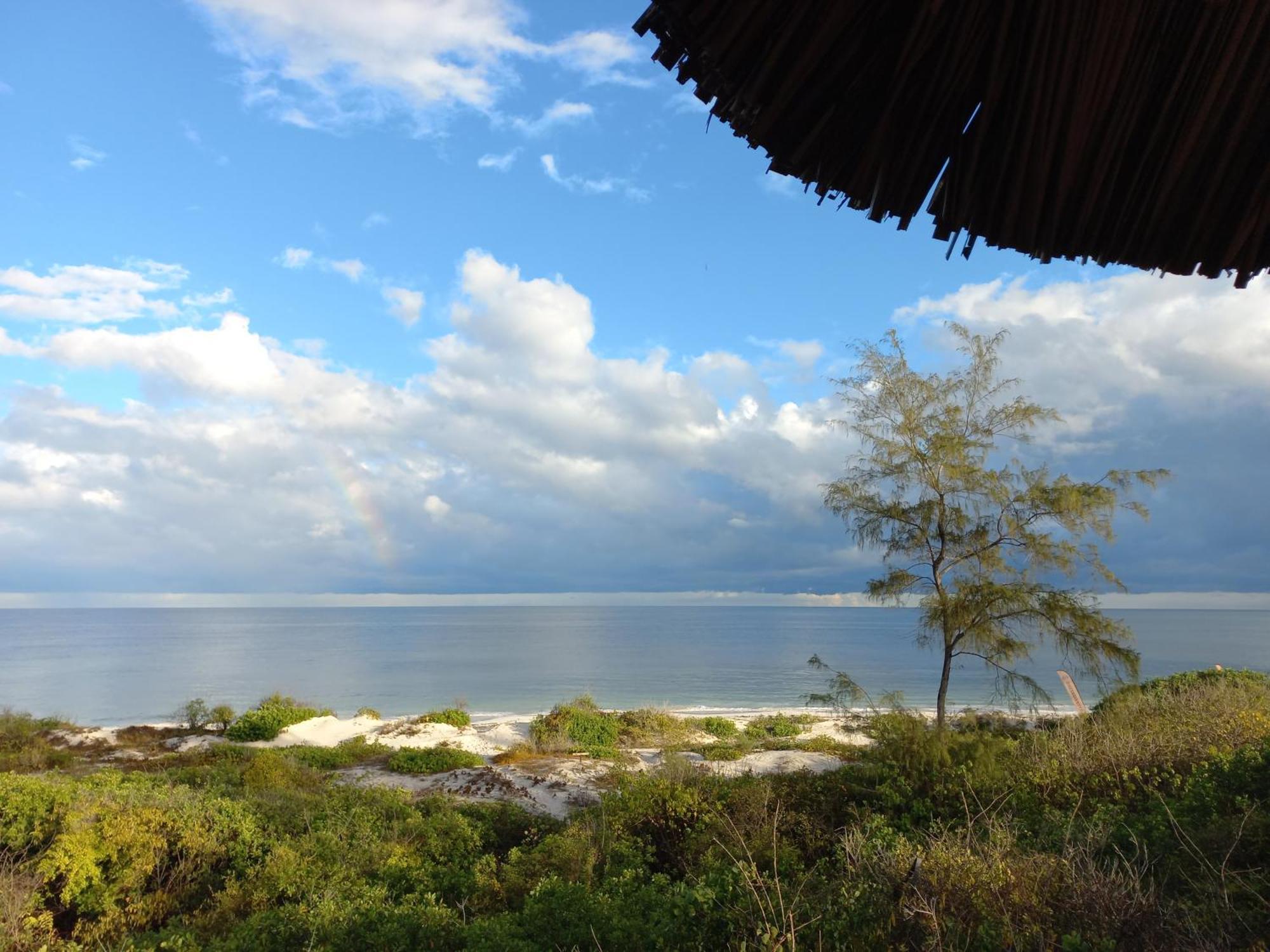 Watamu Beach Cottages B&B Ngoại thất bức ảnh