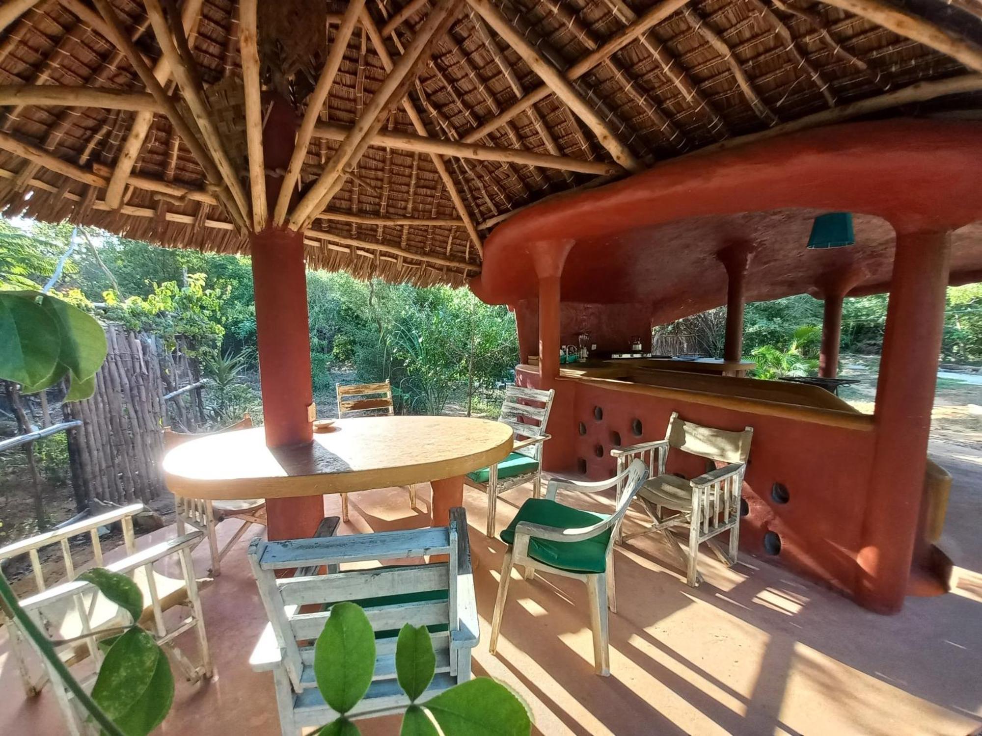 Watamu Beach Cottages B&B Ngoại thất bức ảnh