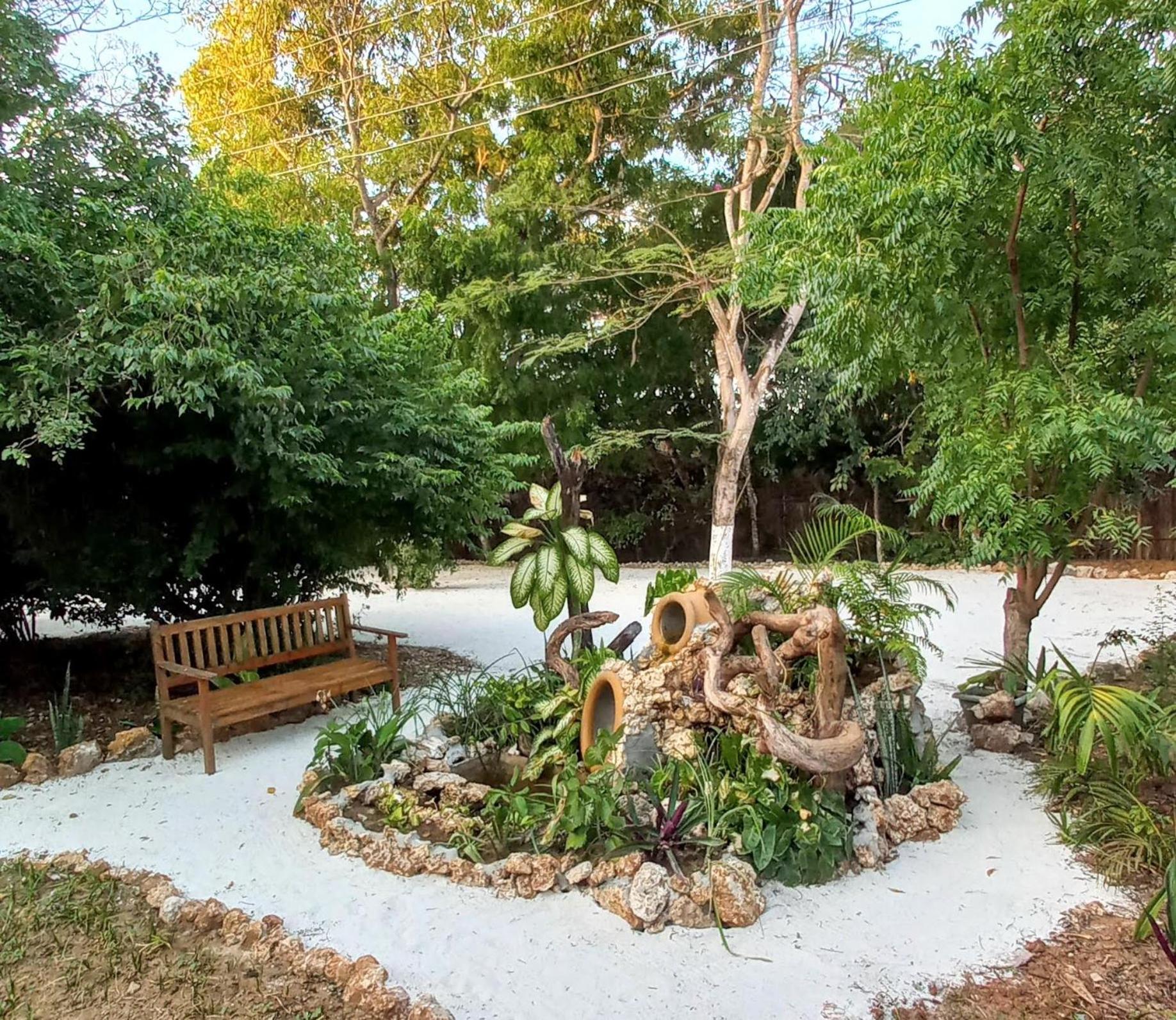 Watamu Beach Cottages B&B Ngoại thất bức ảnh