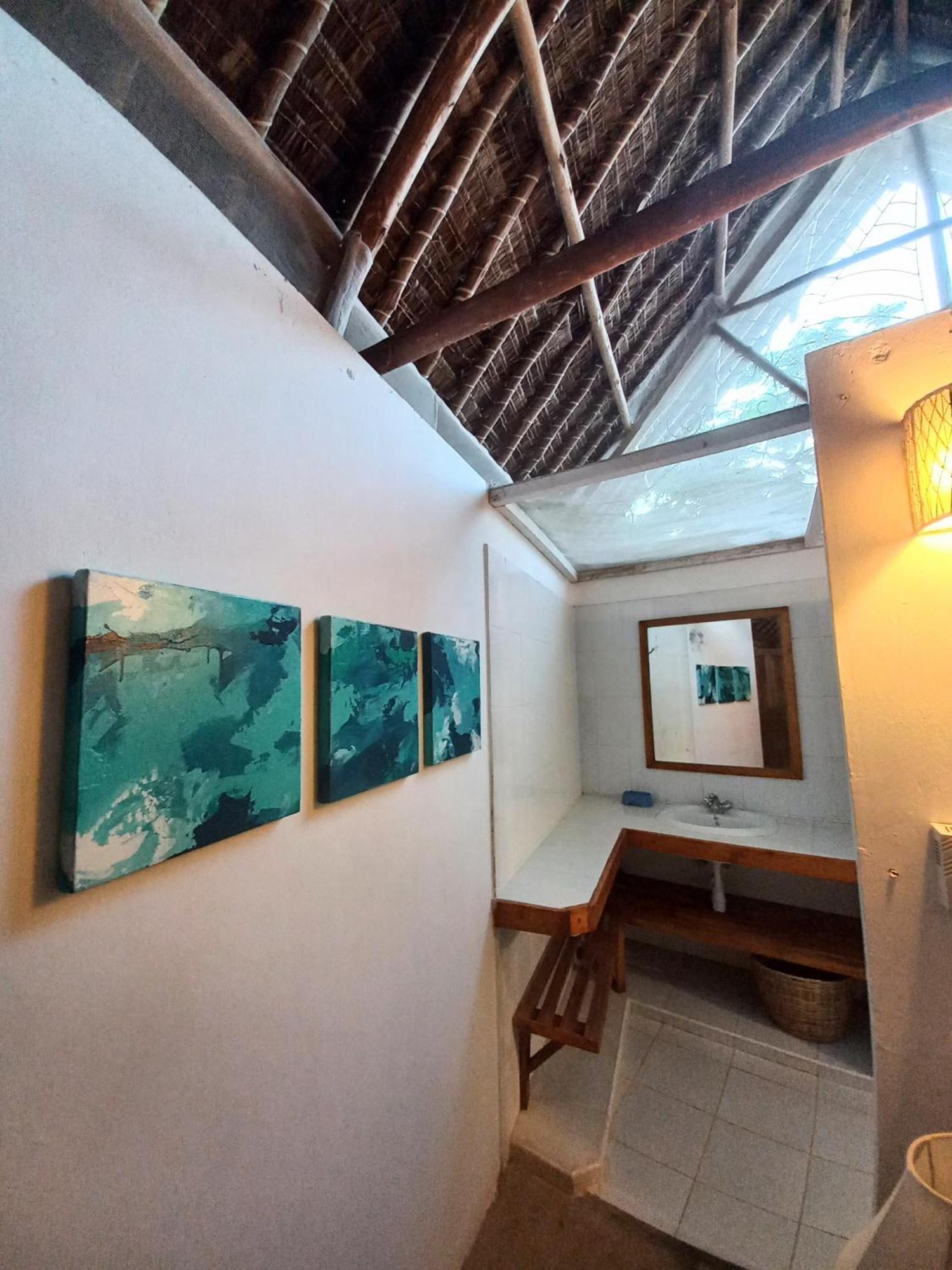 Watamu Beach Cottages B&B Phòng bức ảnh